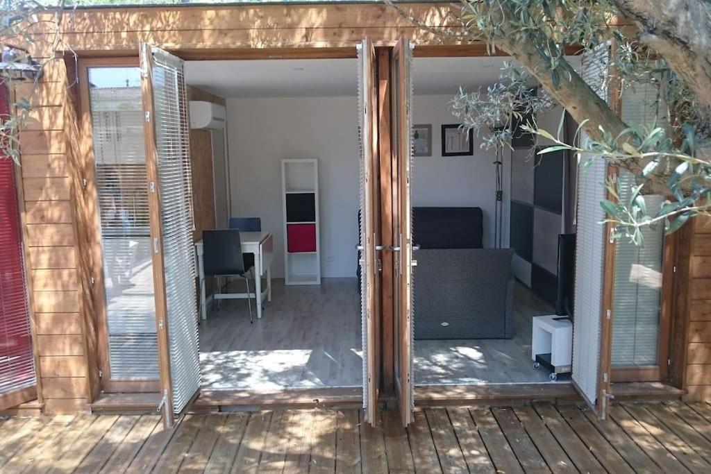 Studio Jacuzzi Prive A 8 Min A Pied De La Plage Apartment La Ciotat Exterior photo