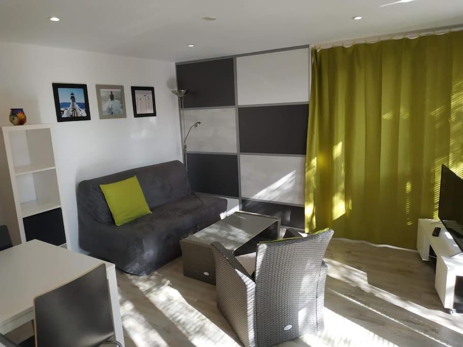 Studio Jacuzzi Prive A 8 Min A Pied De La Plage Apartment La Ciotat Exterior photo